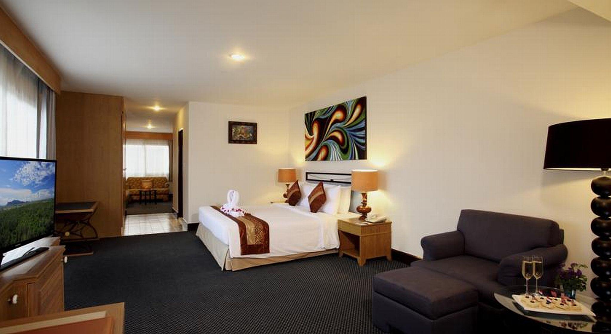 Golden Beach Cha-Am Hotel المظهر الخارجي الصورة